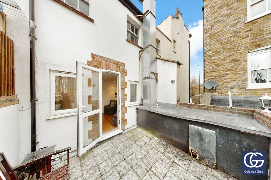 54 Cannon Street Road - RwkBKrDWqxXur7AjMoqS.jpg
