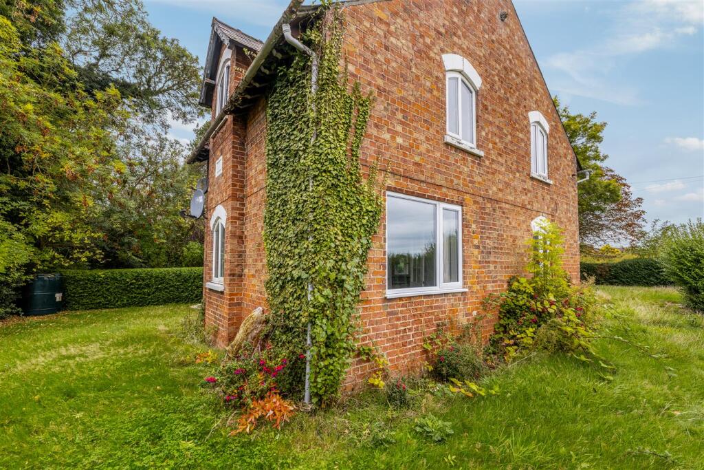 Holly House (Old Leake)-4.jpg