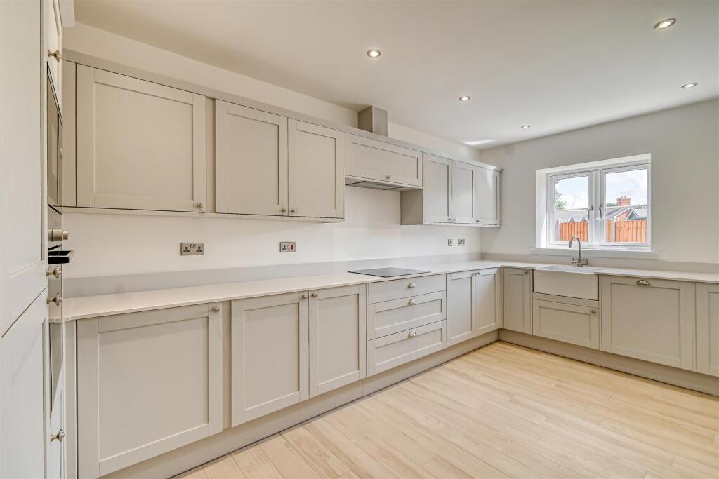 Bluebells, 6a School Close-13.jpg