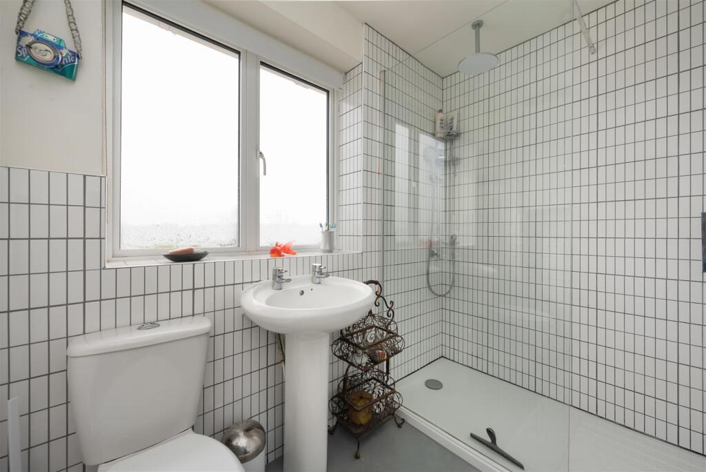 Island Wall, Whitstable