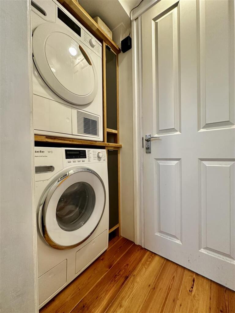 Cloakroom/Utility