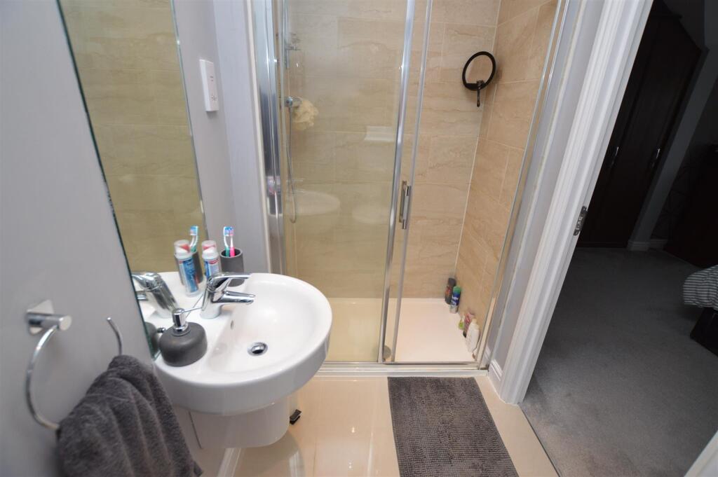 En-suite shower room