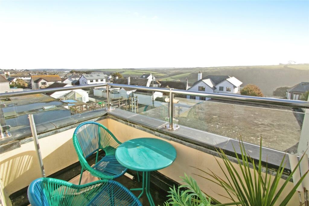 Rear Balcony