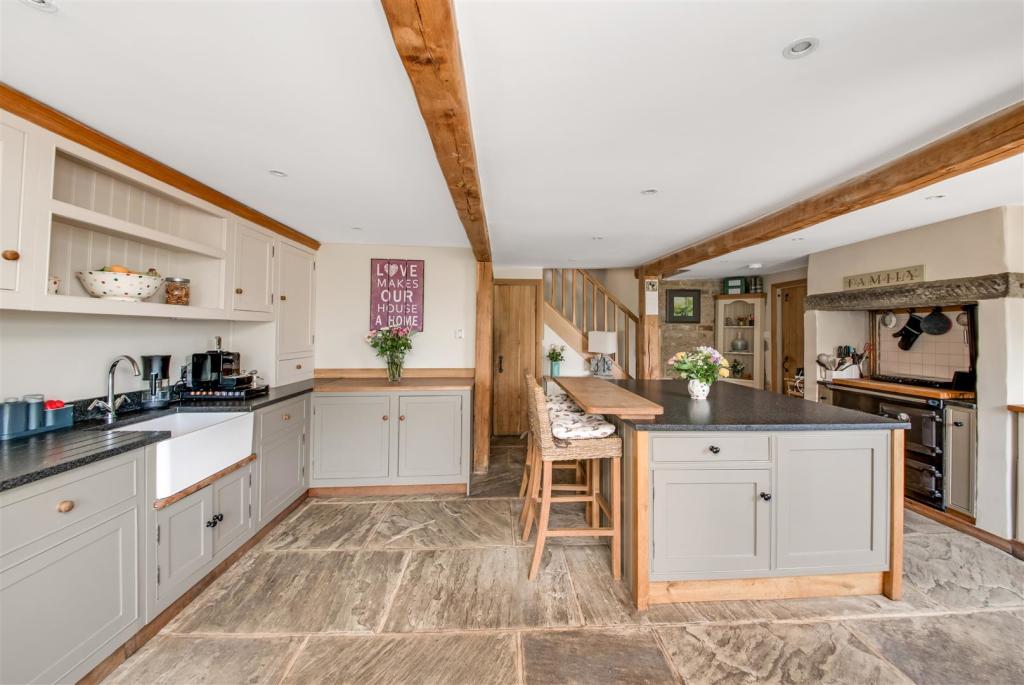 OPEN PLAN DINING KITCHEN