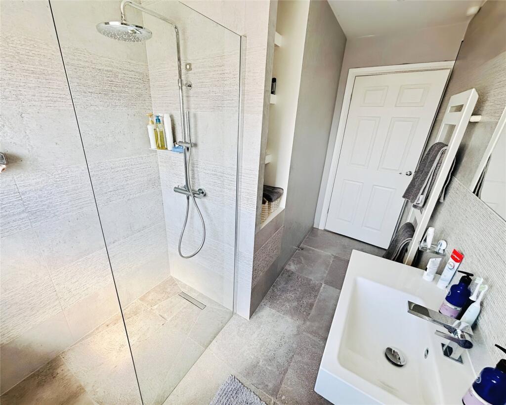 Shower Room Wc