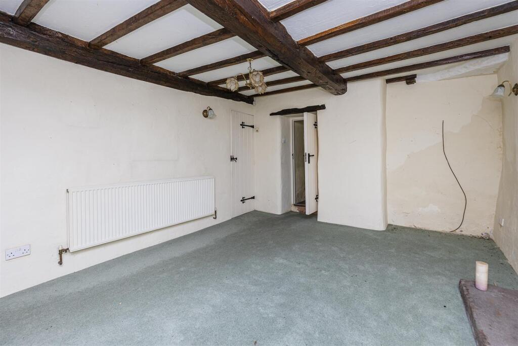 Bramleys Estate Agents - Rowley Hill - Lepton - Au