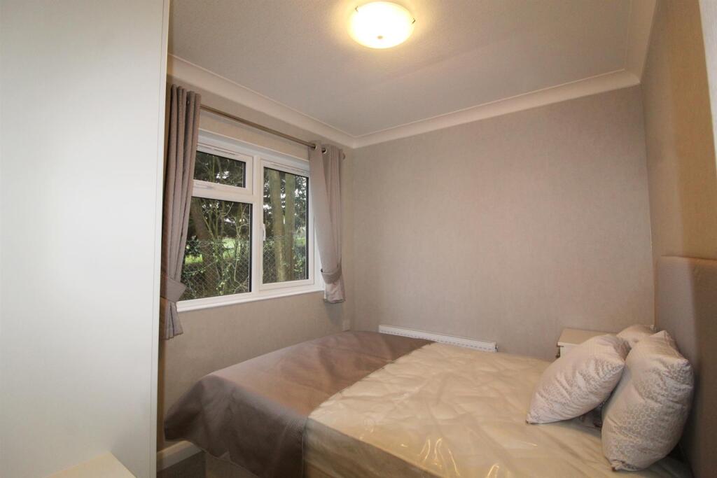 Arkley Park, Barnet Road, Arkely