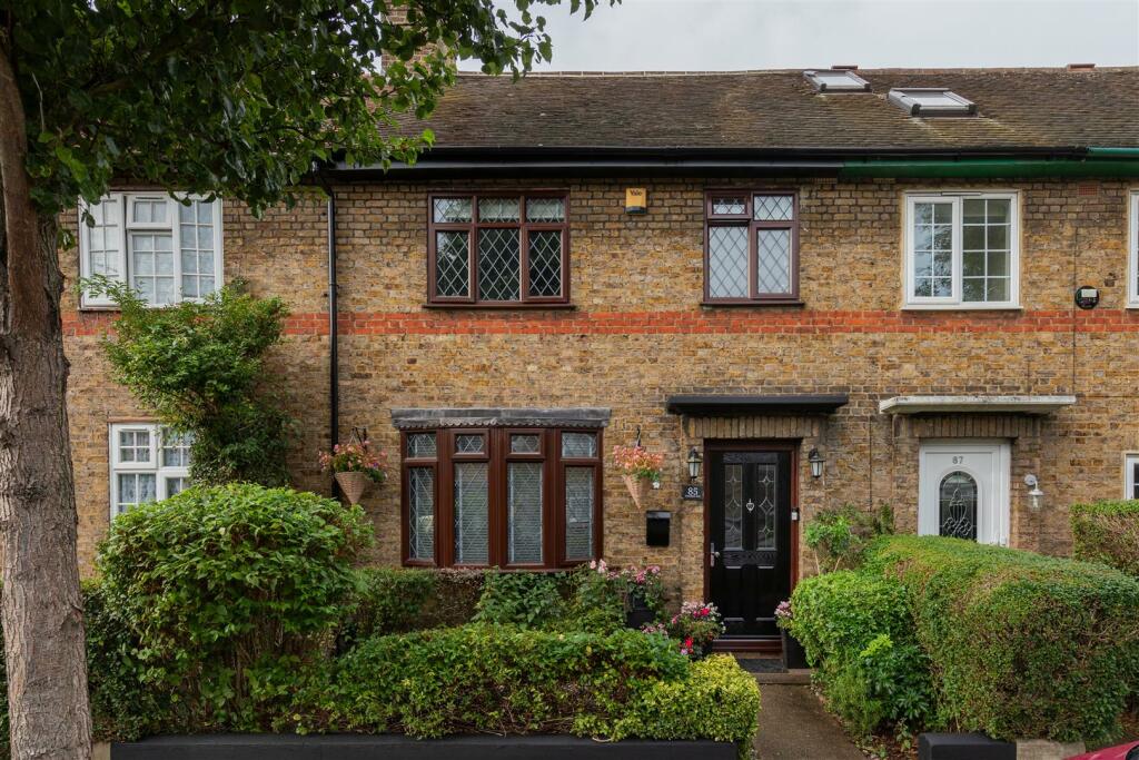 Penrhyn, E17
