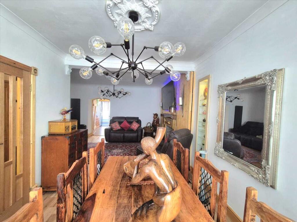 Lounge/Diner