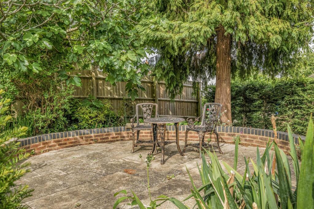 Apple Dene, 27 Careys Road, Pury End (5).jpg