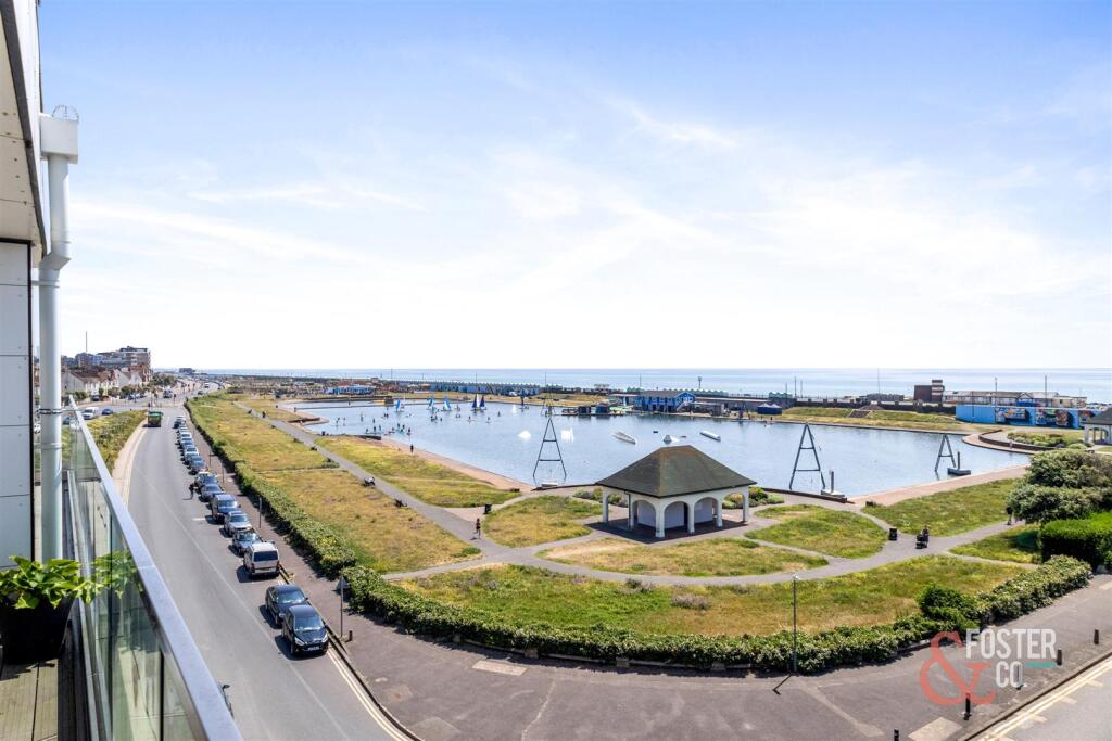 Kingsway, 336 Flat 12-011.jpg