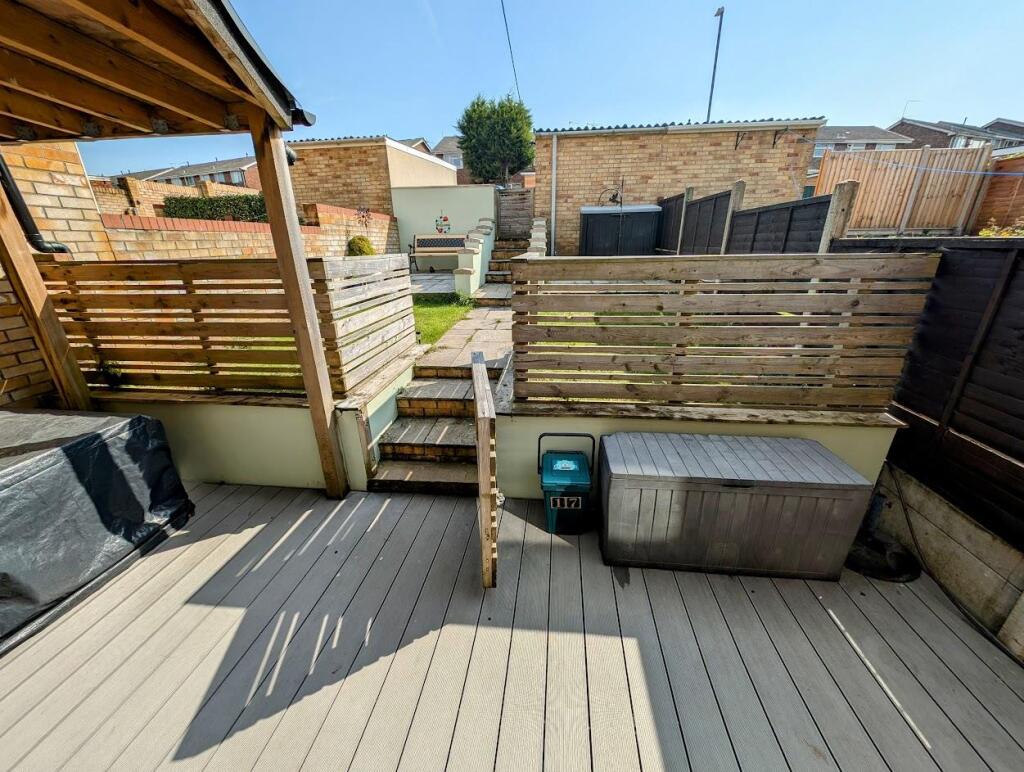 17 badgeworth rear garden 1.jpg