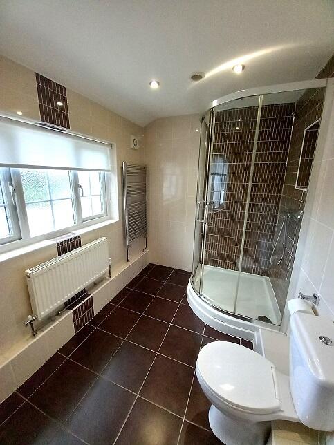 GF SHOWER ROOM 