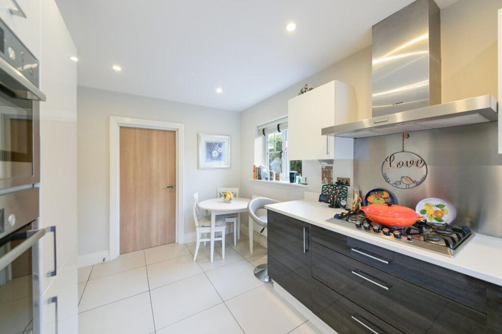 MANGGOLIA DRIVE, (8).jpg