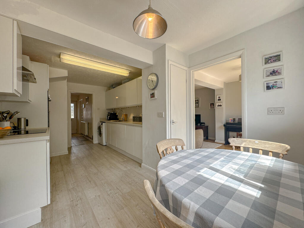 Kitchen (2)