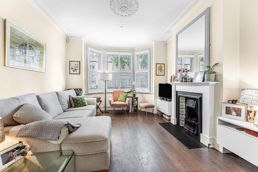 Coningsby Road (1...