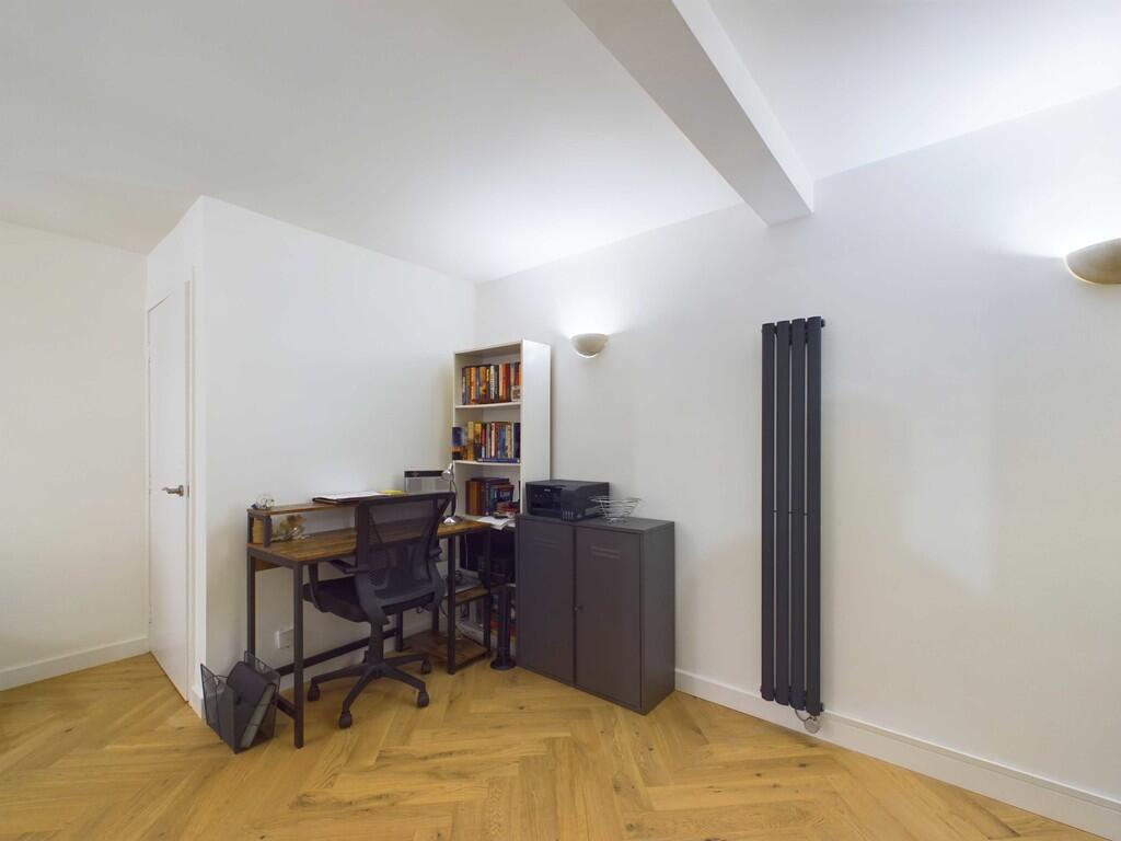 CAM03741G0-PR0060...