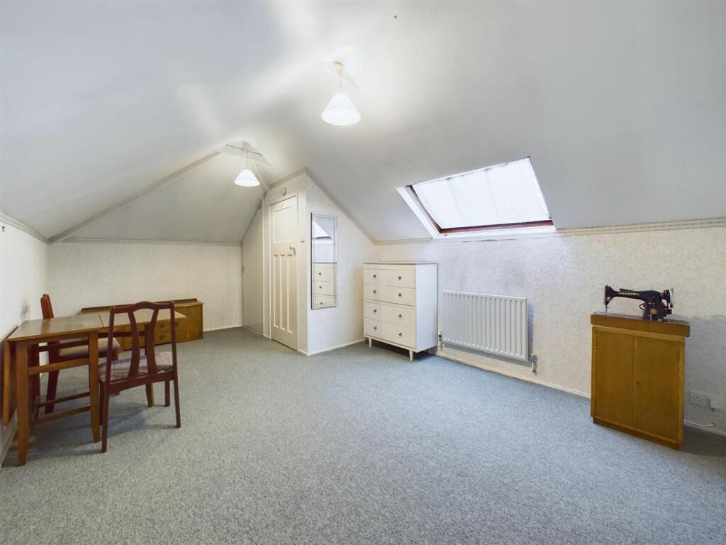 Occasional/Loft room: