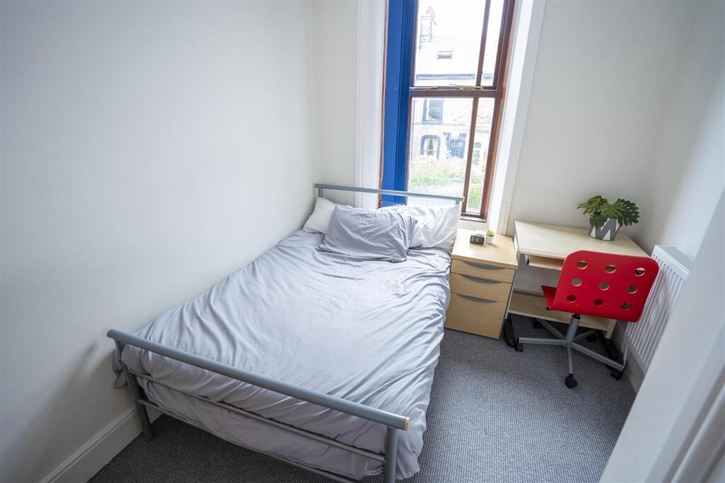Bedroom3.jpg