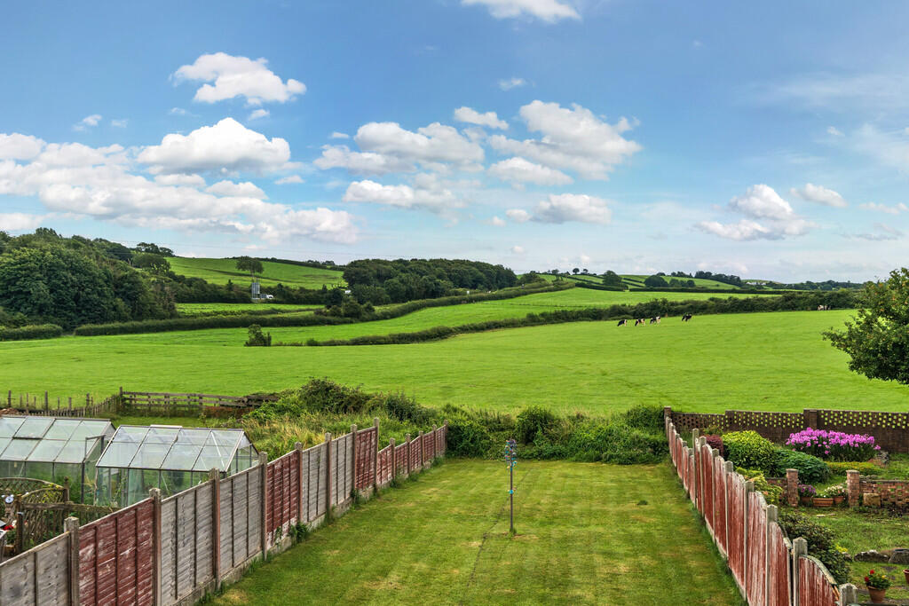 Countryside Bedro...