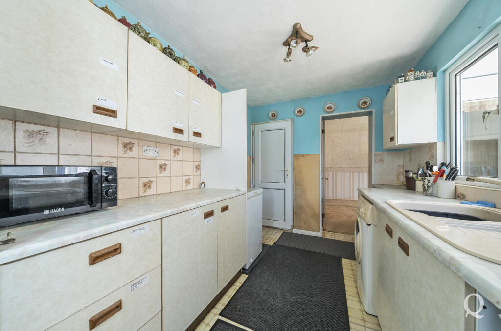 832251e2-f9af-4ce...