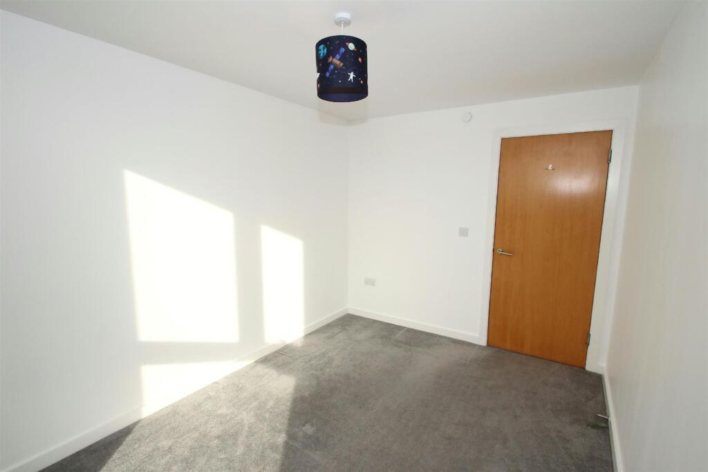 Bedroom 2 Aspect 2