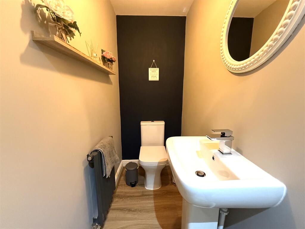 5 york close wc.jpeg