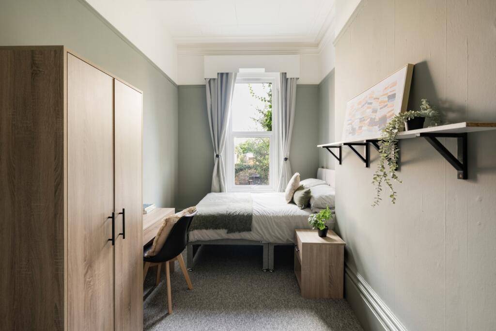Room 6