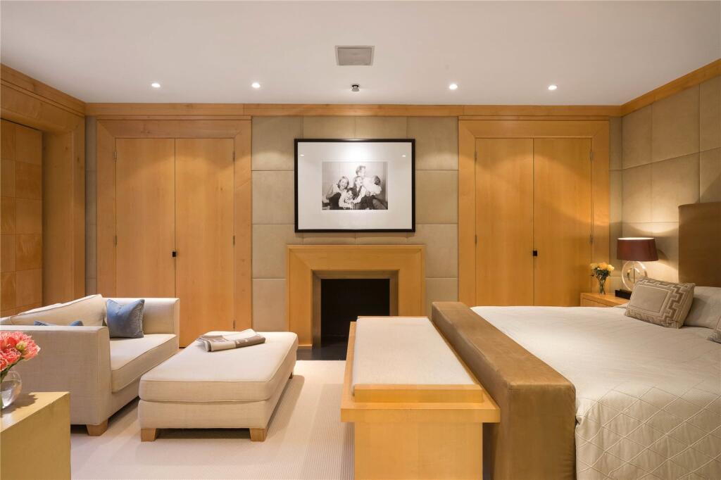 Principal Bedroom