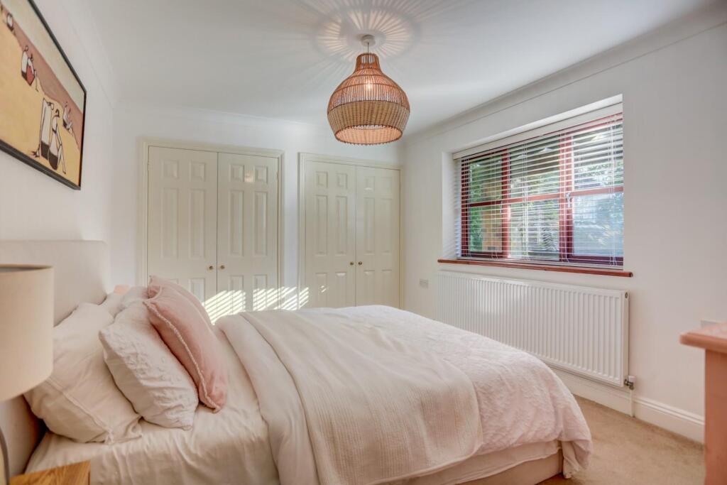 Bedroom.jpg