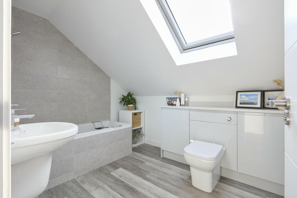 Flat_9_The_Old_Po...