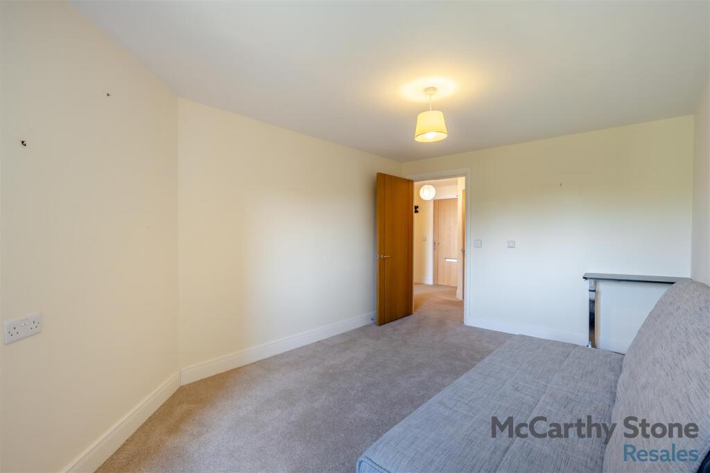 8642767-interior11.jpg