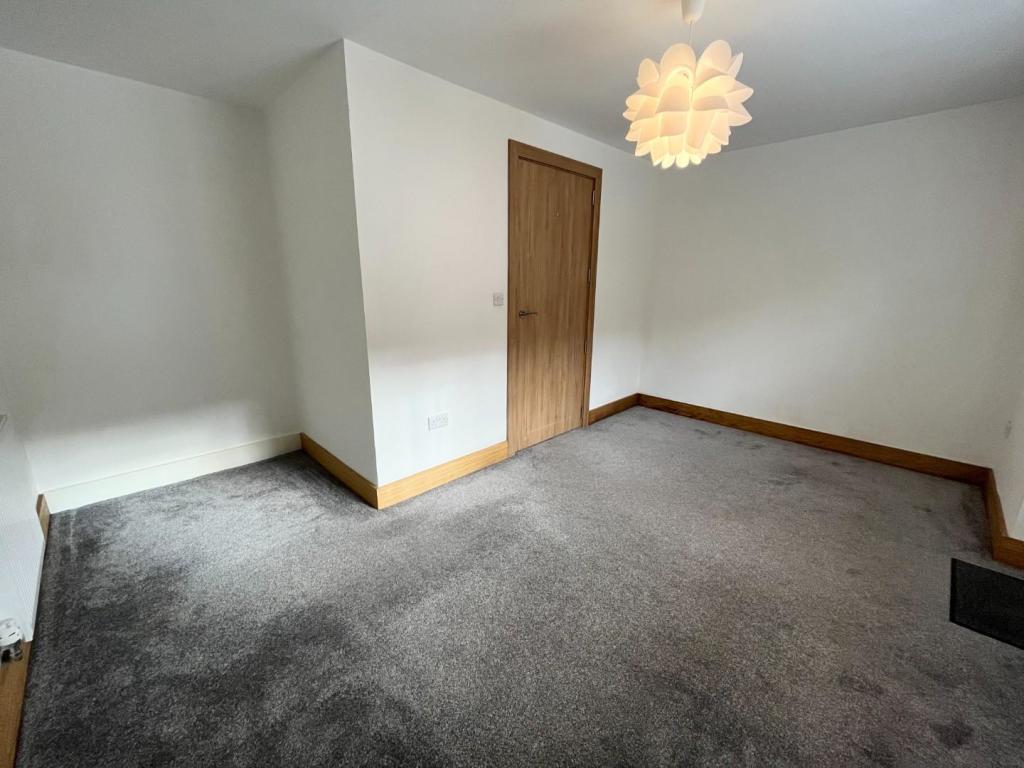 image00006.jpeg