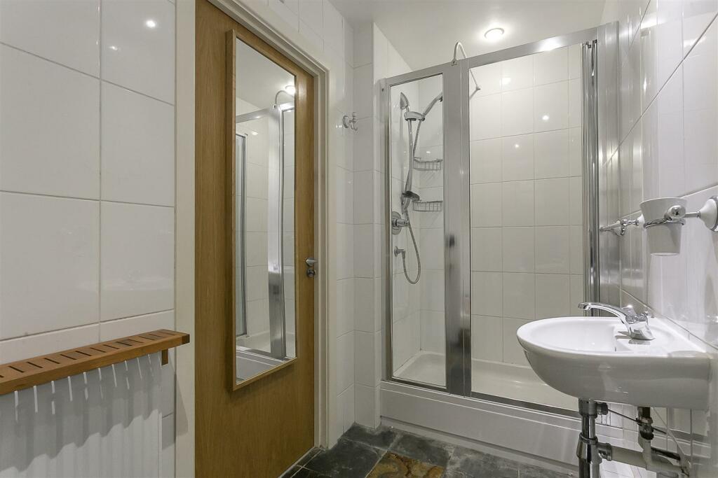 En-Suite (Bedroom One)