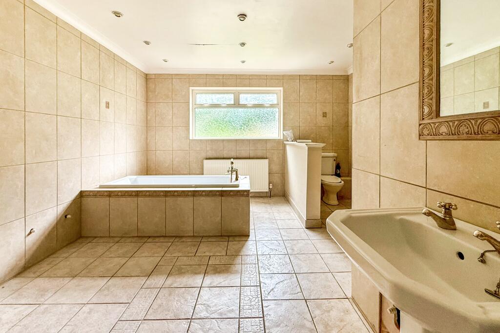 39 Penywern Road, Ystalyfera, Swansea, Wales, SA9 2NH