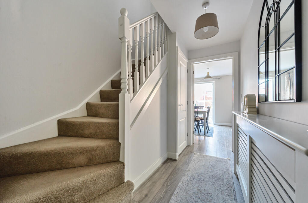 1293583-63-682776...