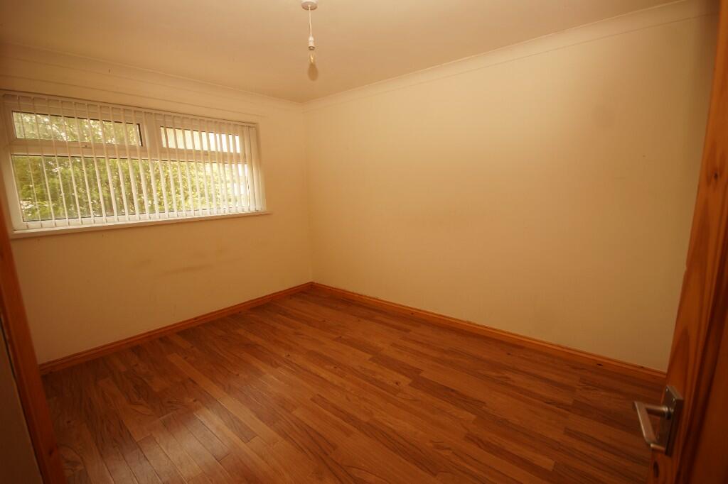 37 Heathmead