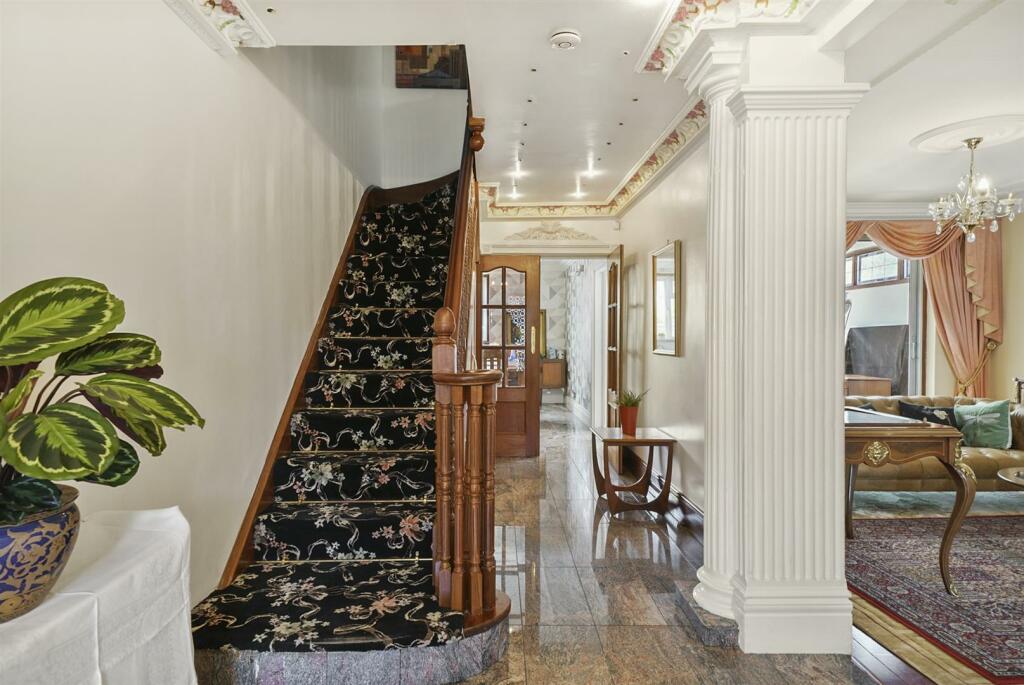 10 Pasture Road - Yhs1VnSjc2cbs7ucX1xs.jpg