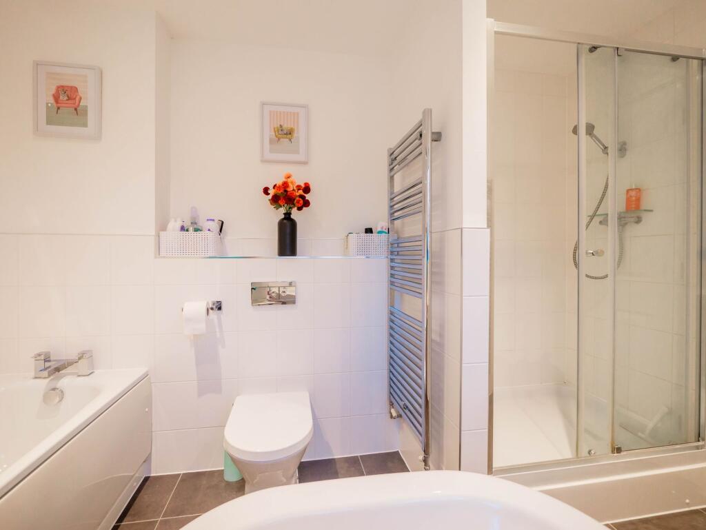 Ensuite