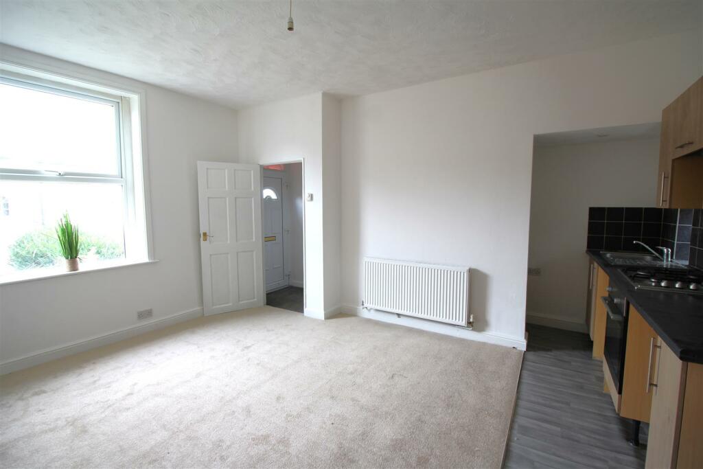 Kitchen/Living Room