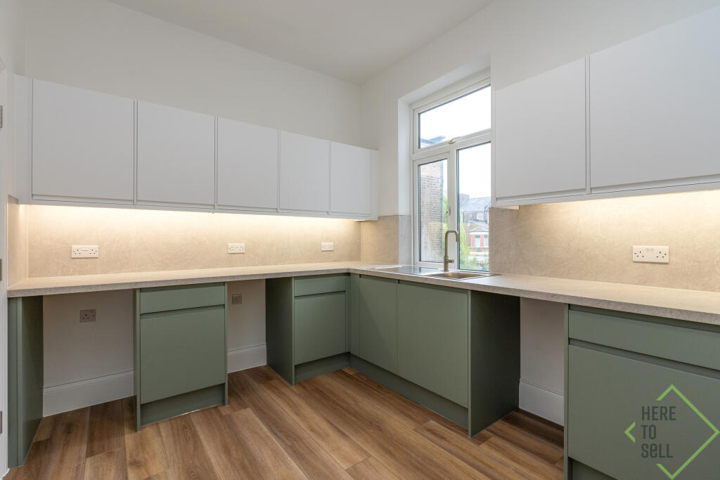 Flat B, 17, Belmont Road, London, N15 3LS-18