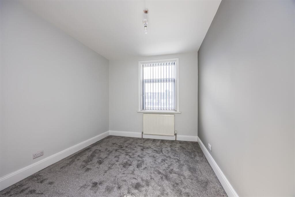 66 Hawthorn Crescent, Cosham-PorticoMarketing-Nexa