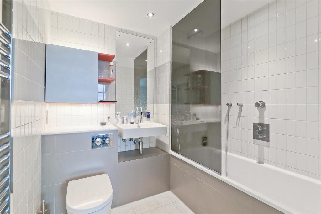 506 Hoola Tower E16  (23).JPG