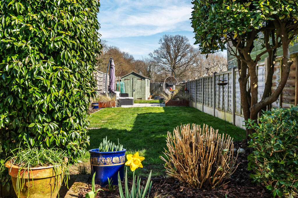 3-Uckfield-Cottage-15