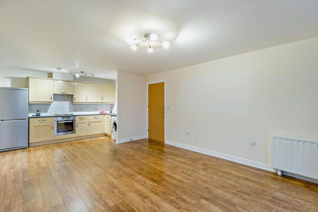 8671360-interior11-800.jpg