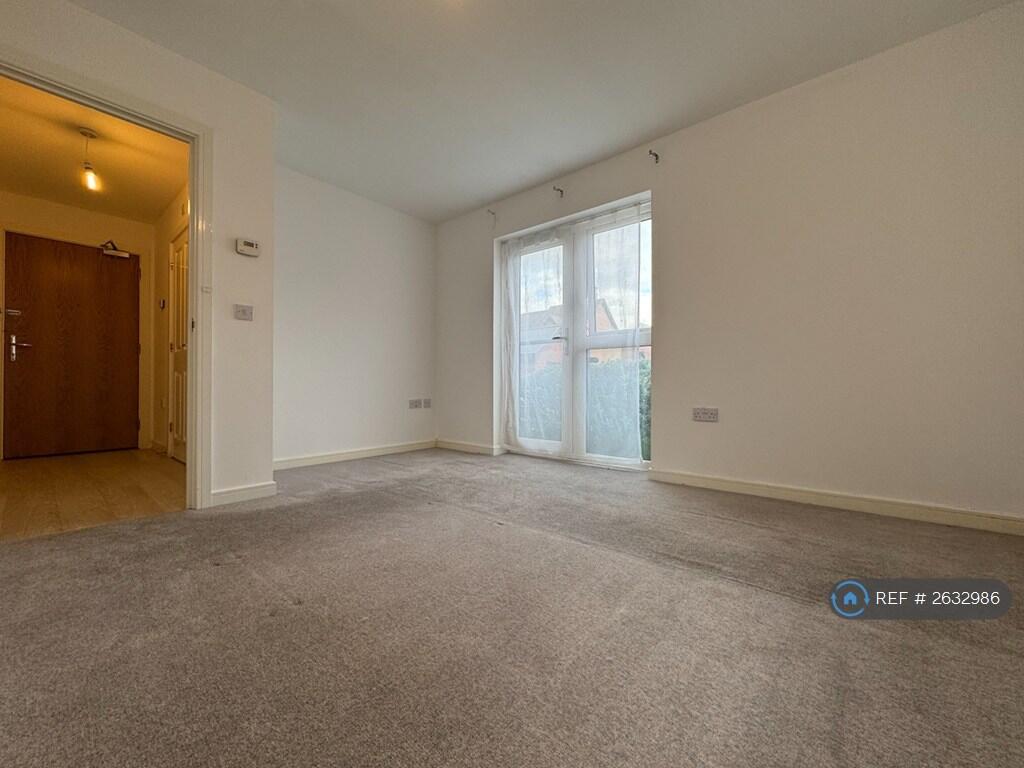 Bedroom (2)