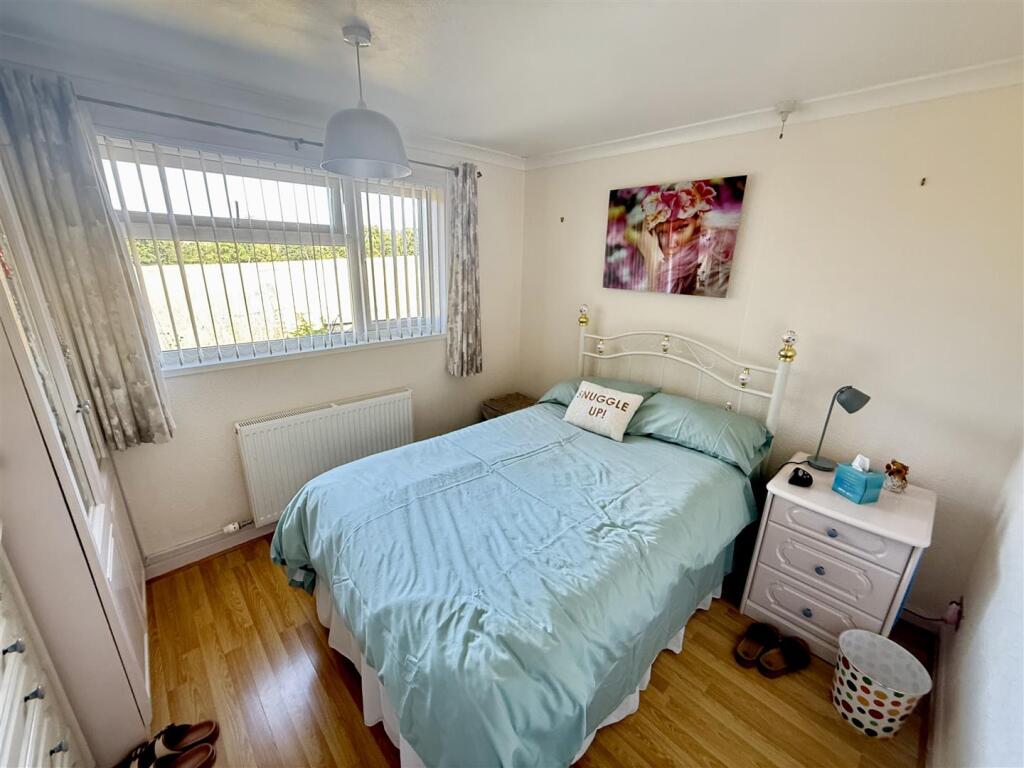 FRONT BEDROOM 1