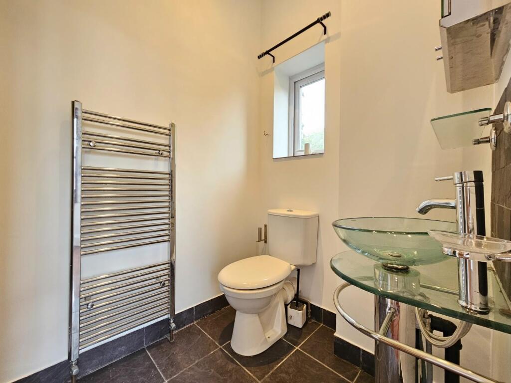 Bedroom 1 En-suite