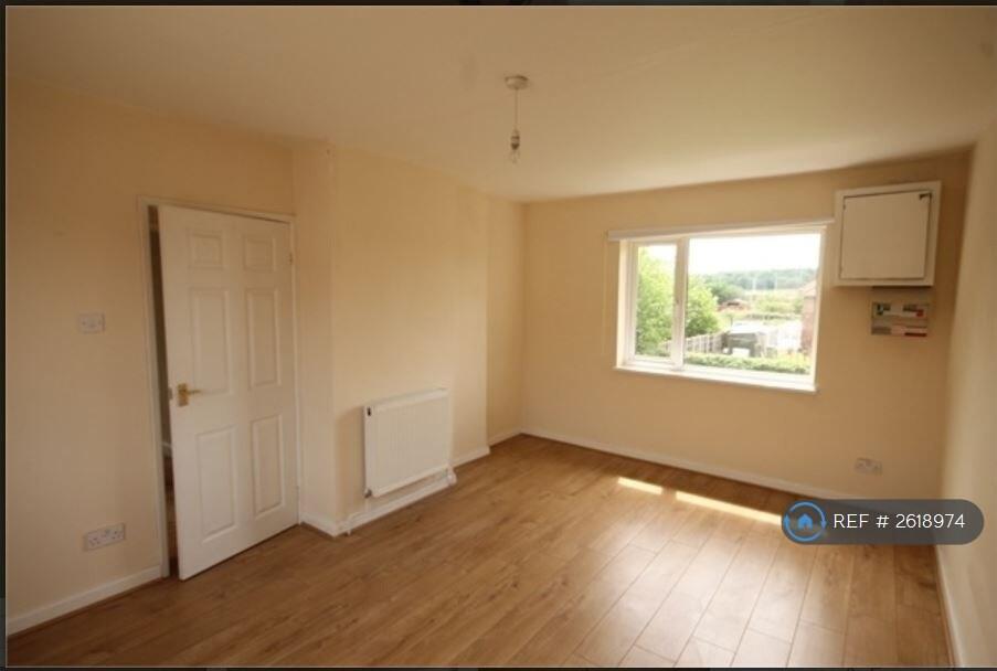 Large Bedroom