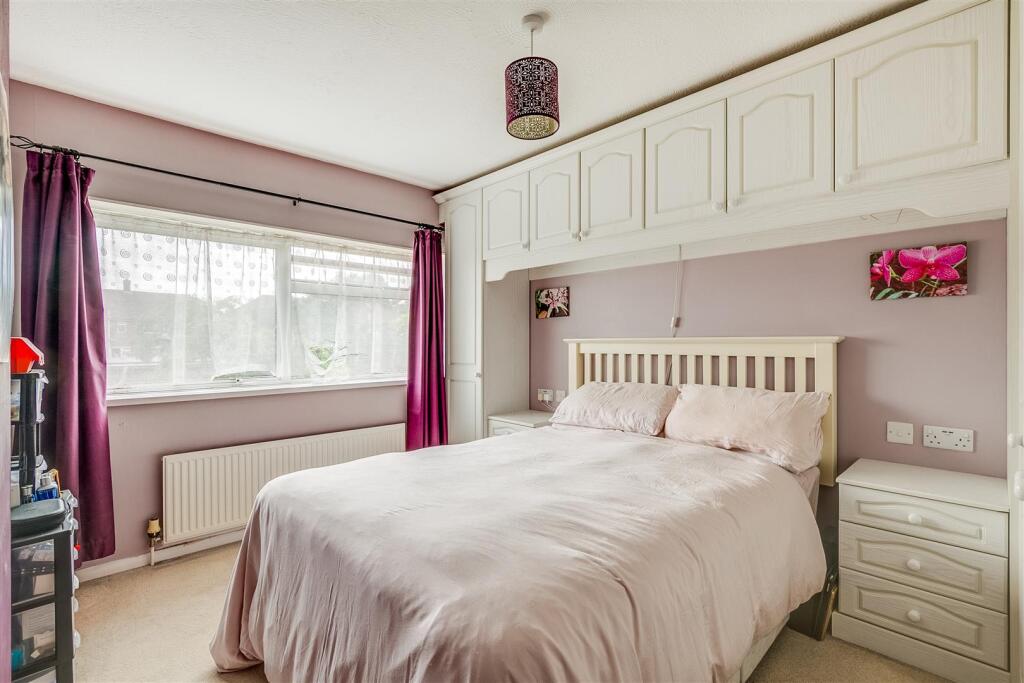 Romany Close 34-18.jpg